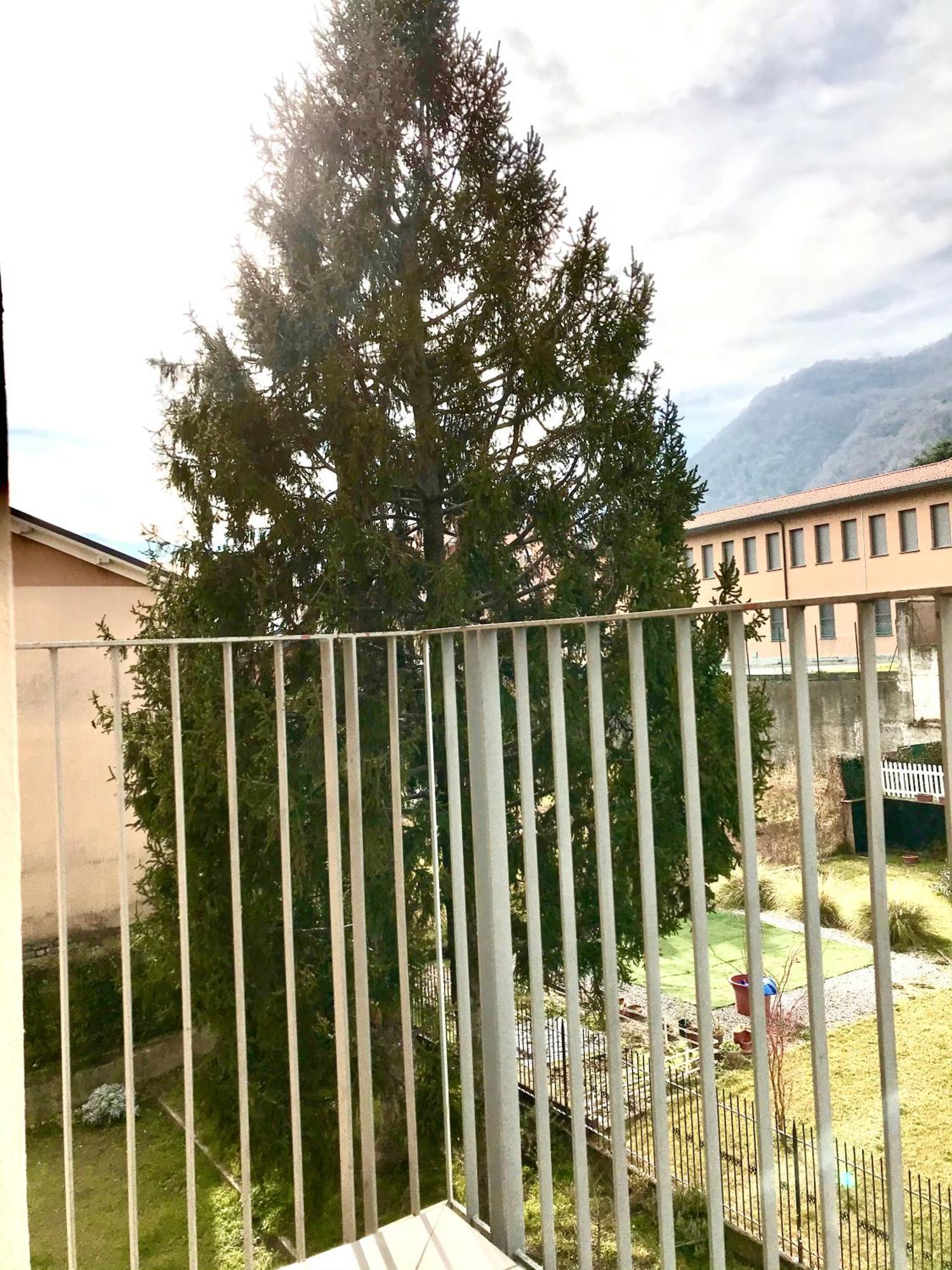 Iuli Lake Home Tra Lago E Montagna Olginate Luaran gambar